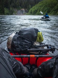 shows a backpack in wet conditions